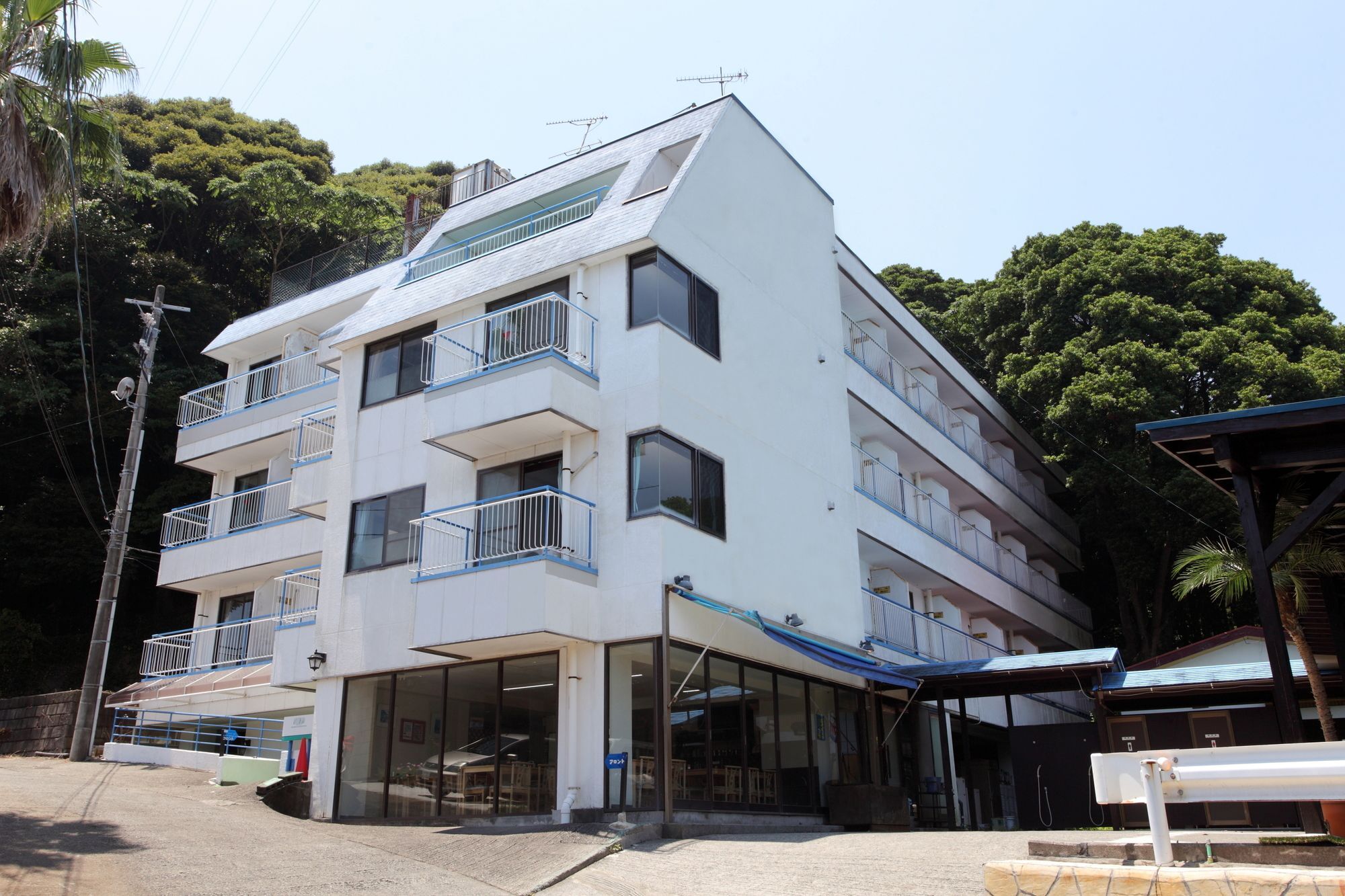 שימודה Guest House Bigfisher Club מראה חיצוני תמונה